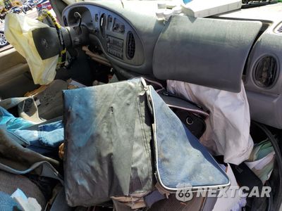 Zdjęcie 8 z 11 samochodu: 2003 FORD ECONOLINE E150 VAN VIN:1FTRE14283HA03213 - miniatura