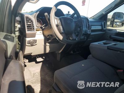 Zdjęcie 8 z 12 samochodu: 2017 FORD F450 SUPER DUTY VIN:1FDUF4GT2HEB42366 - miniatura