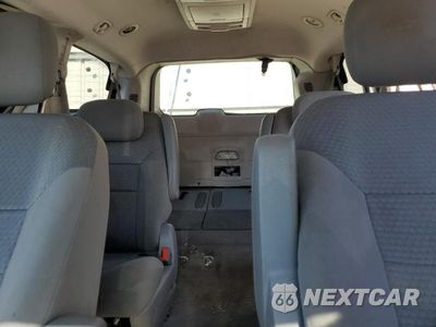 Zdjęcie 10 z 13 samochodu: 2010 CHRYSLER TOWN & COUNTRY TOURING VIN:2A4RR5D17AR437170 - miniatura