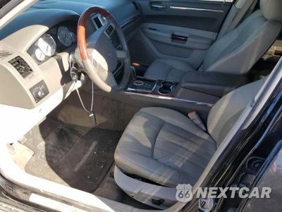Zdjęcie 7 z 13 samochodu: 2010 CHRYSLER 300C VIN:2C3CK6CTXAH129090 - miniatura