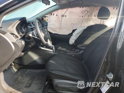 Zdjęcie 7 z 12 samochodu: 2018 NISSAN SENTRA S VIN:3N1AB7AP3JY304243 - miniatura