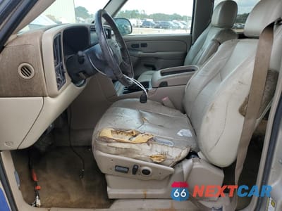 Zdjęcie 7 z 14 samochodu: 2004 GMC YUKON XL C1500 VIN:3GKEC16Z34G241808 - miniatura