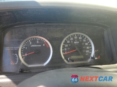 Zdjęcie 9 z 11 samochodu: 2013 ISUZU NPR VIN:JALB4T173D7W00114 - miniatura