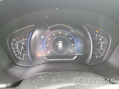 Zdjęcie 9 z 12 samochodu: 2019 HYUNDAI SANTA FE SEL VIN:5NMS33AD6KH006178 - miniatura