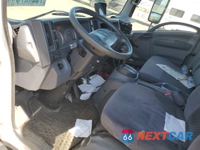 Zdjęcie 8 z 13 samochodu: 2011 ISUZU NQR VIN:JALE5W166B7900276 - miniatura