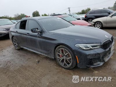 Czwarte zdjęcie samochodu z boku: 2023 BMW M550XI VIN:WBA13BK09PCM16851 - miniatura