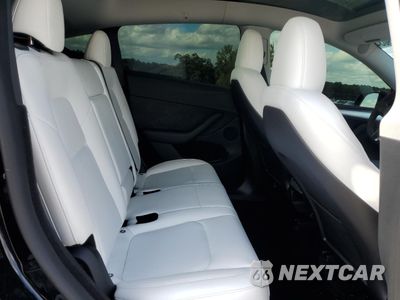 Zdjęcie 10 z 12 samochodu: 2024 TESLA MODEL Y VIN:7SAYGDEE0RA241839 - miniatura