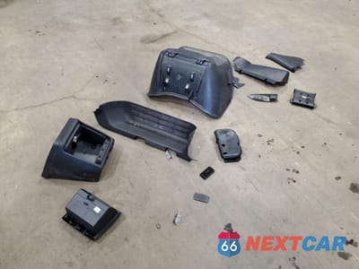 Zdjęcie 13 z 14 samochodu: 2022 GMC SAVANA G2500 VIN:1GTW7AFP2N1216367 - miniatura