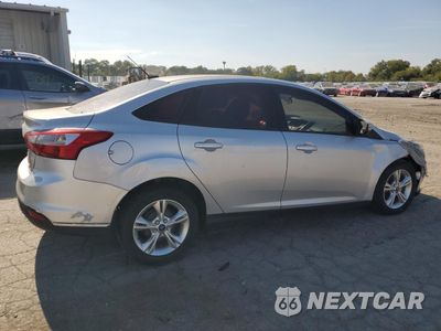 Trzecie zdjęcie samochodu z tyłu: 2013 FORD FOCUS SE VIN:1FADP3F21DL351940 - miniatura
