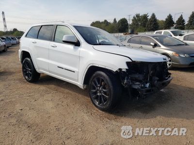 Czwarte zdjęcie samochodu z boku: 2018 JEEP GRAND CHEROKEE LAREDO VIN:1C4RJFAG8JC505870 - miniatura