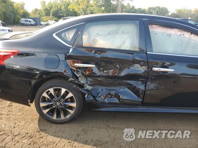 Zdjęcie 10 z 12 samochodu: 2018 NISSAN SENTRA S VIN:3N1AB7AP3JY304243 - miniatura