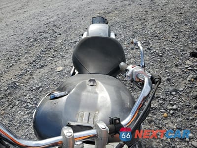 Piąte zdjęcie samochodu w środku: 2008 SUZUKI VL800 VIN:JS1VS55A782107152 - miniatura