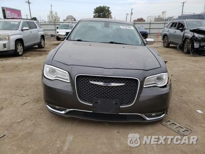 Piąte zdjęcie samochodu w środku: 2019 CHRYSLER 300 LIMITED VIN:2C3CCAEG5KH609796 - miniatura