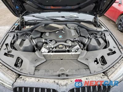 Zdjęcie 11 z 12 samochodu: 2023 BMW M550XI VIN:WBA13BK09PCM16851 - miniatura