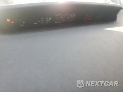 Zdjęcie 9 z 13 samochodu: 2015 TOYOTA PRIUS VIN:JTDKN3DU2F0467969 - miniatura