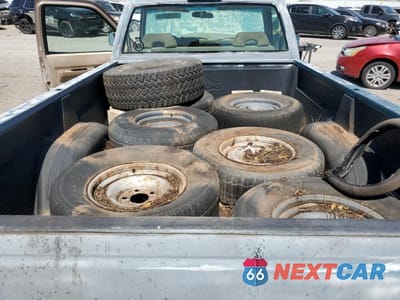 Zdjęcie 10 z 12 samochodu: 1994 GMC SIERRA C1500 VIN:1GTDC14Z4RZ511890 - miniatura