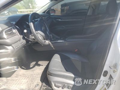 Zdjęcie 7 z 12 samochodu: 2018 TOYOTA CAMRY L VIN:4T1B11HK7JU068903 - miniatura