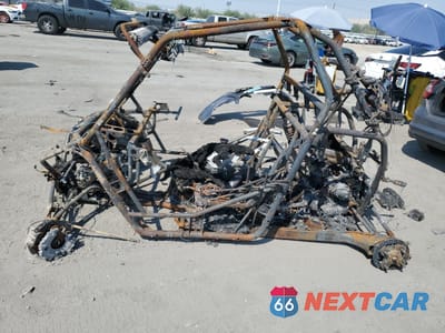 Zdjęcie 10 z 10 samochodu: 2014 POLARIS RZR 1000 XP EPS VIN:4XAST1EA9EF357003 - miniatura