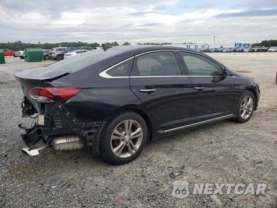 Trzecie zdjęcie samochodu z tyłu: 2018 HYUNDAI SONATA SPORT VIN:5NPE34AF2JH712201 - miniatura