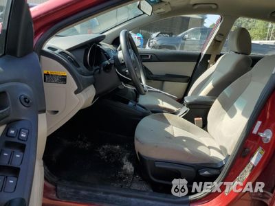 Zdjęcie 7 z 12 samochodu: 2010 KIA FORTE EX VIN:KNAFU4A28A5188533 - miniatura