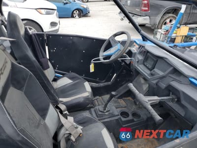 Piąte zdjęcie samochodu w środku: 2018 POLARIS RZR XP TURBO EPS VIN:3NSVDE925JF409043 - miniatura