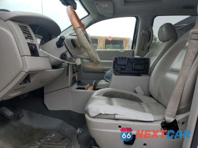 Zdjęcie 7 z 13 samochodu: 2008 CHRYSLER ASPEN LIMITED VIN:1A8HX58228F158438 - miniatura
