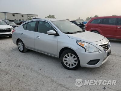 Czwarte zdjęcie samochodu z boku: 2016 NISSAN VERSA S VIN:3N1CN7AP2GL823046 - miniatura