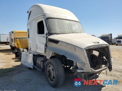 2021 FREIGHTLINER CASCADIA 126 1FUJHHDR2MLMD8662 - główne zdjęcie licytacji z USA - miniatura