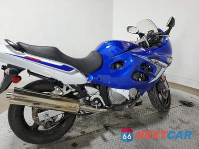 Zdjęcie 9 z 11 samochodu: 2006 SUZUKI GSX600 F VIN:JS1GN79A962105826 - miniatura