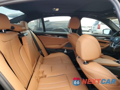 Zdjęcie 10 z 12 samochodu: 2023 BMW 540 I VIN:WBA53BJ07PCM01445 - miniatura