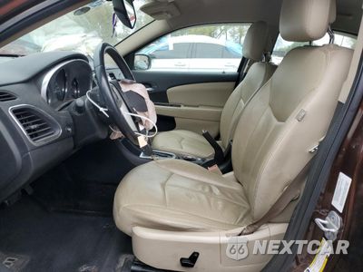 Zdjęcie 7 z 12 samochodu: 2012 CHRYSLER 200 LIMITED VIN:1C3CCBCG2CN185009 - miniatura