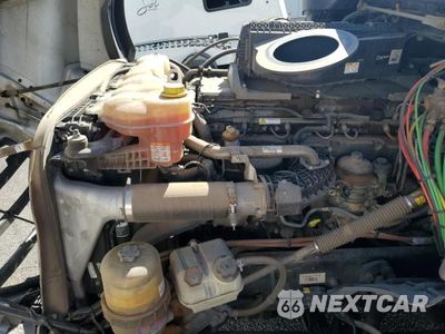 Zdjęcie 7 z 10 samochodu: 2018 FREIGHTLINER CASCADIA 126 VIN:3AKJHHDR8JSHR0779 - miniatura