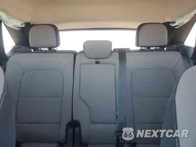 Zdjęcie 10 z 15 samochodu: 2020 FORD ESCAPE SE VIN:1FMCU9G68LUC53561 - miniatura
