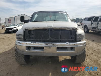 Piąte zdjęcie samochodu w środku: 1999 DODGE RAM 2500 VIN:1B7KF2362XJ598504 - miniatura