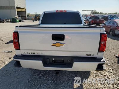 Zdjęcie 6 z 13 samochodu: 2017 CHEVROLET SILVERADO K1500 LT VIN:3GCUKREC7HG508492 - miniatura