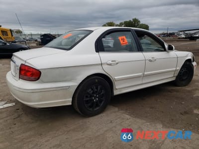 Trzecie zdjęcie samochodu z tyłu: 2003 HYUNDAI SONATA GL VIN:KMHWF25H23A860138 - miniatura