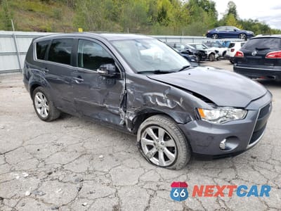 Czwarte zdjęcie samochodu z boku: 2012 MITSUBISHI OUTLANDER GT VIN:JA4JT5AX1CU005283 - miniatura