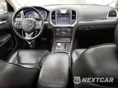 Zdjęcie 8 z 12 samochodu: 2019 CHRYSLER 300 LIMITED VIN:2C3CCAEG5KH609796 - miniatura