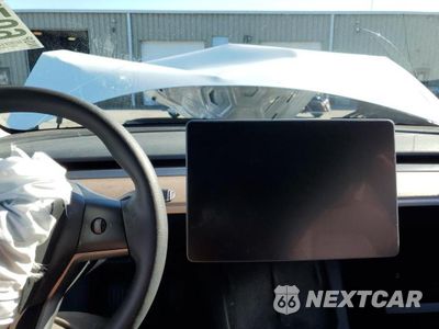 Zdjęcie 9 z 12 samochodu: 2023 TESLA MODEL 3 VIN:5YJ3E1EA1PF473407 - miniatura