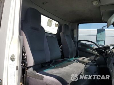 Zdjęcie 10 z 12 samochodu: 2014 ISUZU NPR HD VIN:JALC4W162E7005124 - miniatura