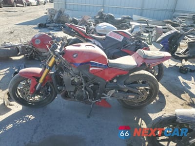Trzecie zdjęcie samochodu z tyłu: 2021 HONDA CBR600 RR VIN:JH2PC40J2MK700335 - miniatura