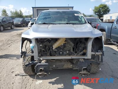 Piąte zdjęcie samochodu w środku: 2022 FORD F150 SUPER CAB VIN:1FTFX1E58NKD69281 - miniatura