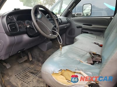 Zdjęcie 8 z 13 samochodu: 2001 DODGE RAM 3500 VIN:3B6MC36541M276178 - miniatura