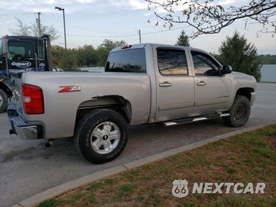 Trzecie zdjęcie samochodu z tyłu: 2007 CHEVROLET SILVERADO C1500 CREW CAB VIN:2GCEC13J271616448 - miniatura