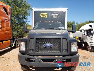 Zdjęcie 9 z 10 samochodu: 2017 FORD F650 SUPER DUTY VIN:1FDNF6AY6HDB02284 - miniatura