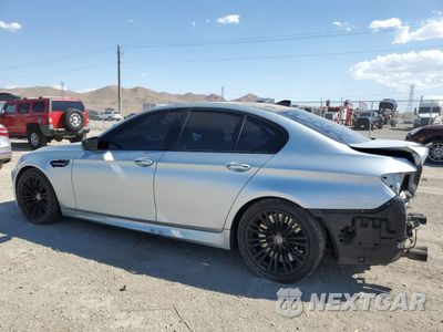 Drugie zdjęcie samochodu z przodu: 2013 BMW M5 VIN:WBSFV9C58DD096751 - miniatura
