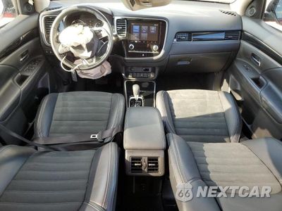 Zdjęcie 8 z 13 samochodu: 2020 MITSUBISHI OUTLANDER SE VIN:JA4AD3A32LZ011336 - miniatura