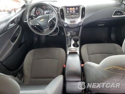 Zdjęcie 8 z 12 samochodu: 2019 CHEVROLET CRUZE LS VIN:1G1BC5SM9K7142167 - miniatura