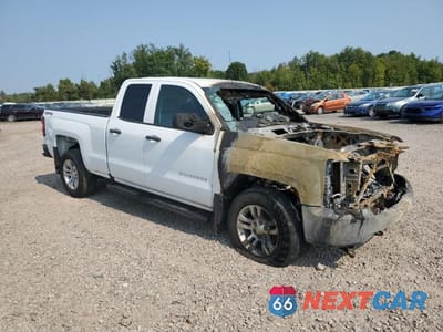 Czwarte zdjęcie samochodu z boku: 2017 CHEVROLET SILVERADO K1500 CUSTOM VIN:1GCVKPEH9HZ145777 - miniatura