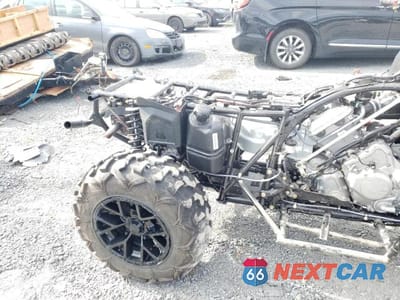 Zdjęcie 6 z 10 samochodu: 2024 CAN OUTLANDER MAX 700 EFI XT 4X4 VIN:3JB3PA541RJ004325 - miniatura